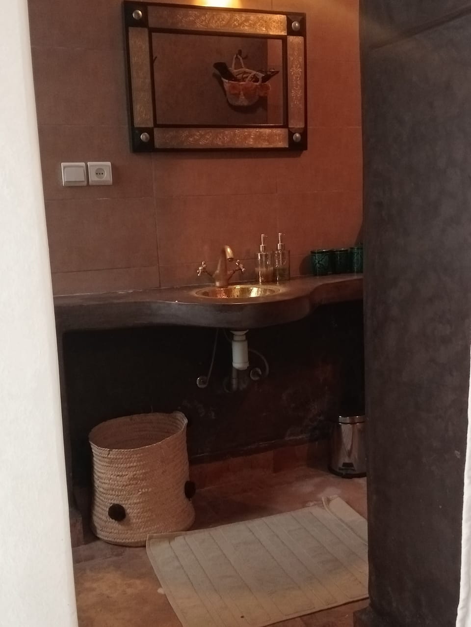 Deluxe Triple Room | Premium bedding, in-room safe, iron/ironing board, free WiFi