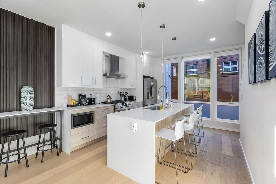 Classic Apartment | Private kitchen | Fridge, microwave, oven, stovetop