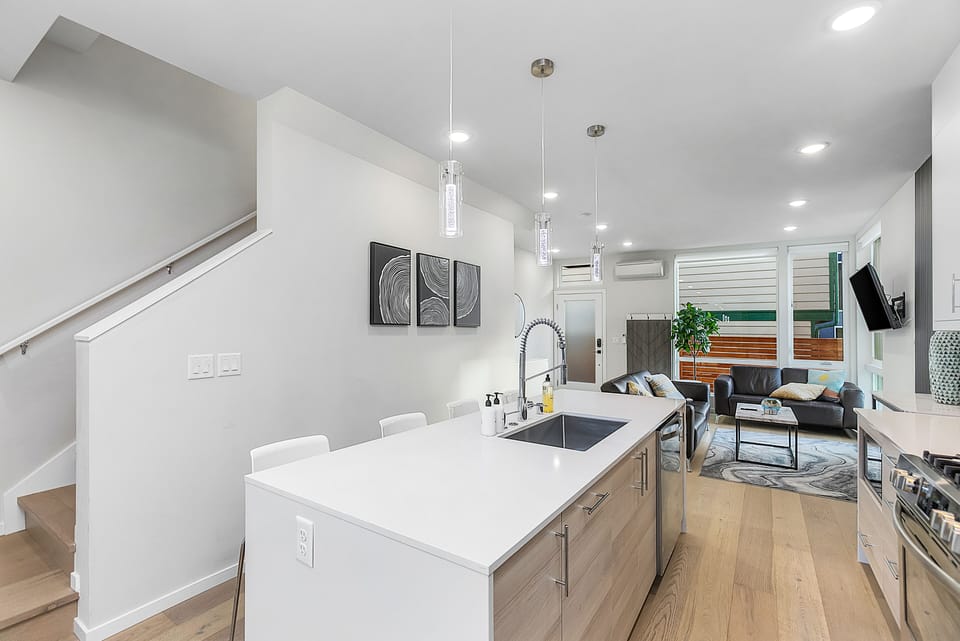 Classic Apartment | Private kitchen | Fridge, microwave, oven, stovetop