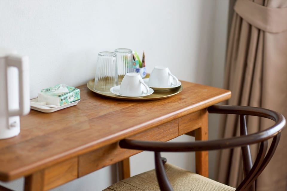Premier Family Room | In-room safe, desk, laptop workspace, cribs (free)