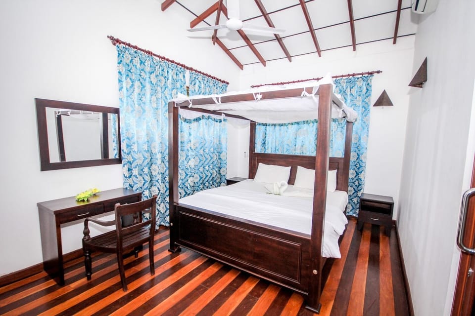 Superior Suite | In-room safe, soundproofing, iron/ironing board, free WiFi