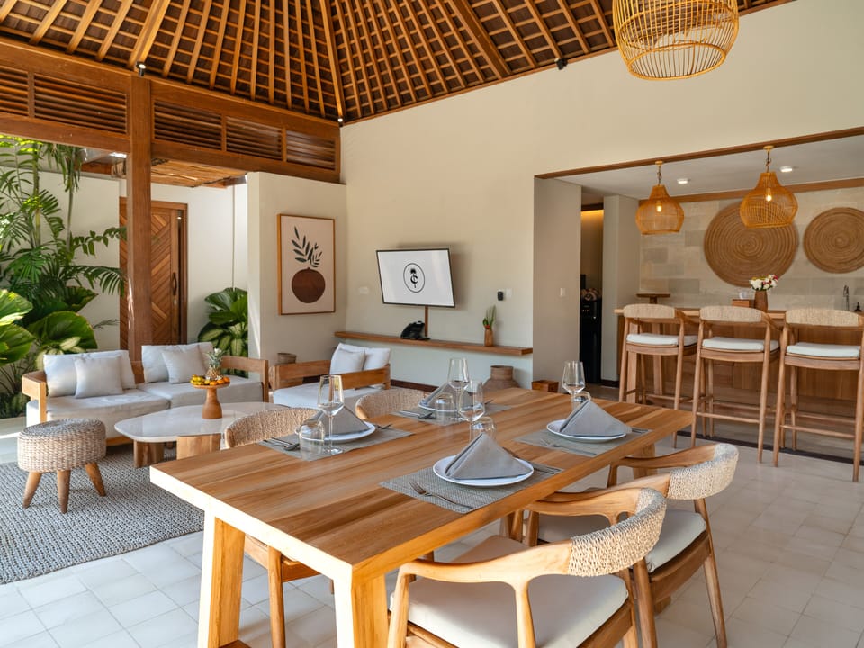Two Bedroom Pool Villa | Dining room