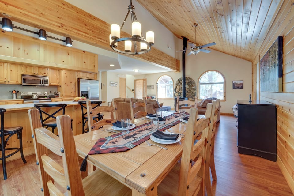 House (4 Bedrooms) | Interior