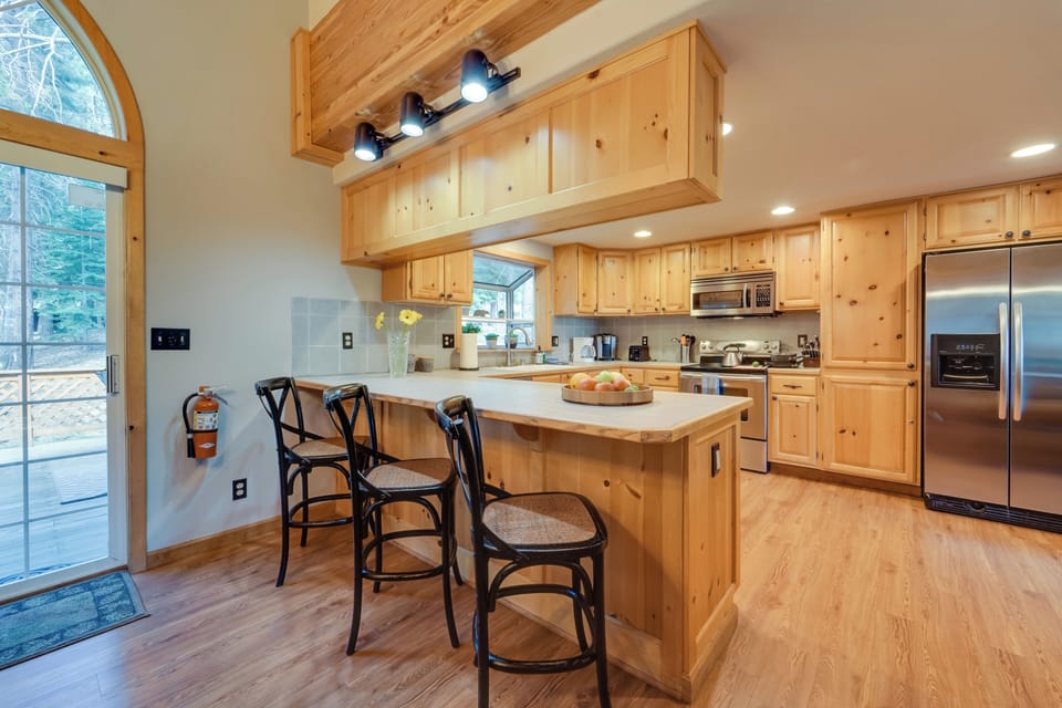 House (4 Bedrooms) | Interior