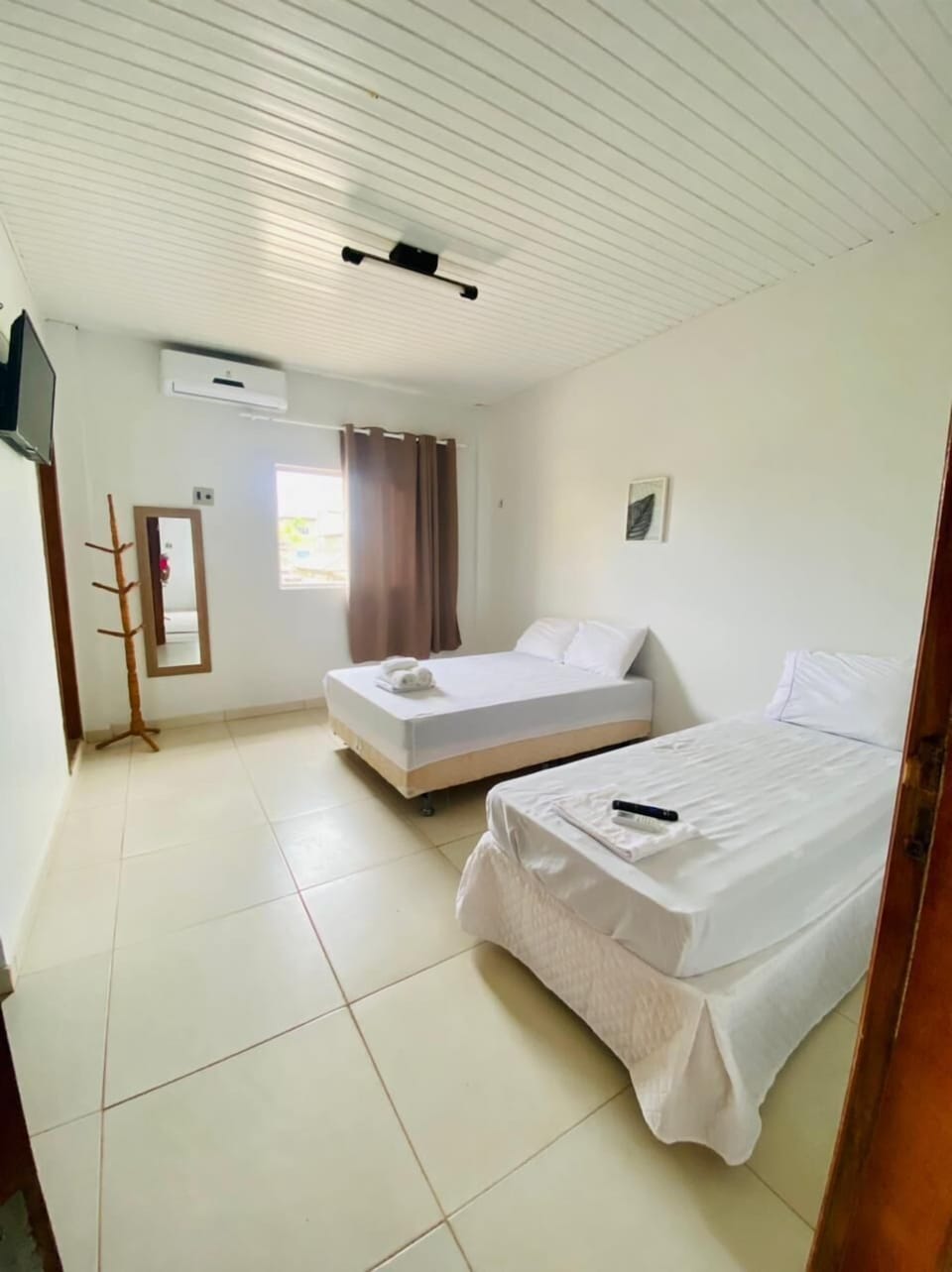 Economy Triple Room