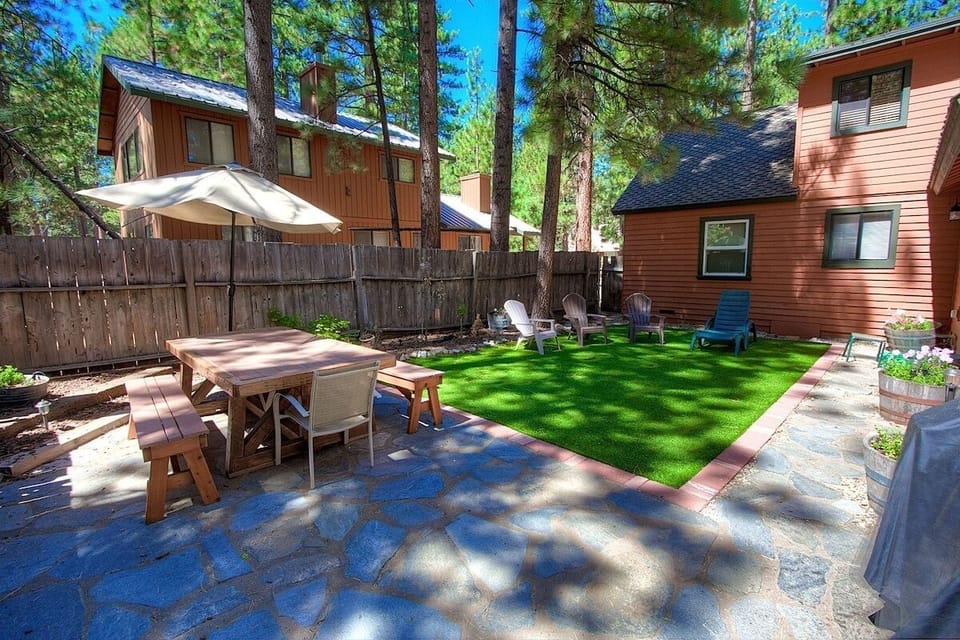 House, 4 Bedrooms | Outdoor dining