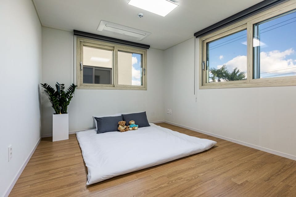 2 bedrooms, free WiFi
