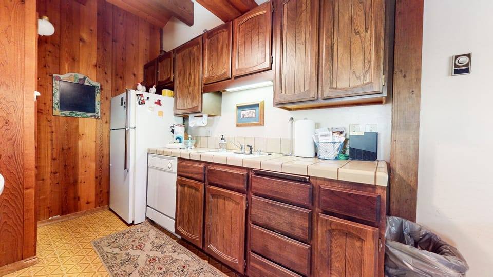 Condo, 2 Bedrooms | Private kitchen | Coffee/tea maker, fridge, oven, toaster