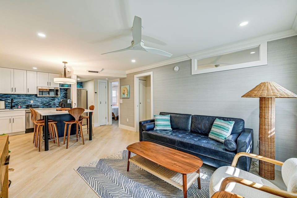 Apartment (2 Bedrooms) | Front of property
