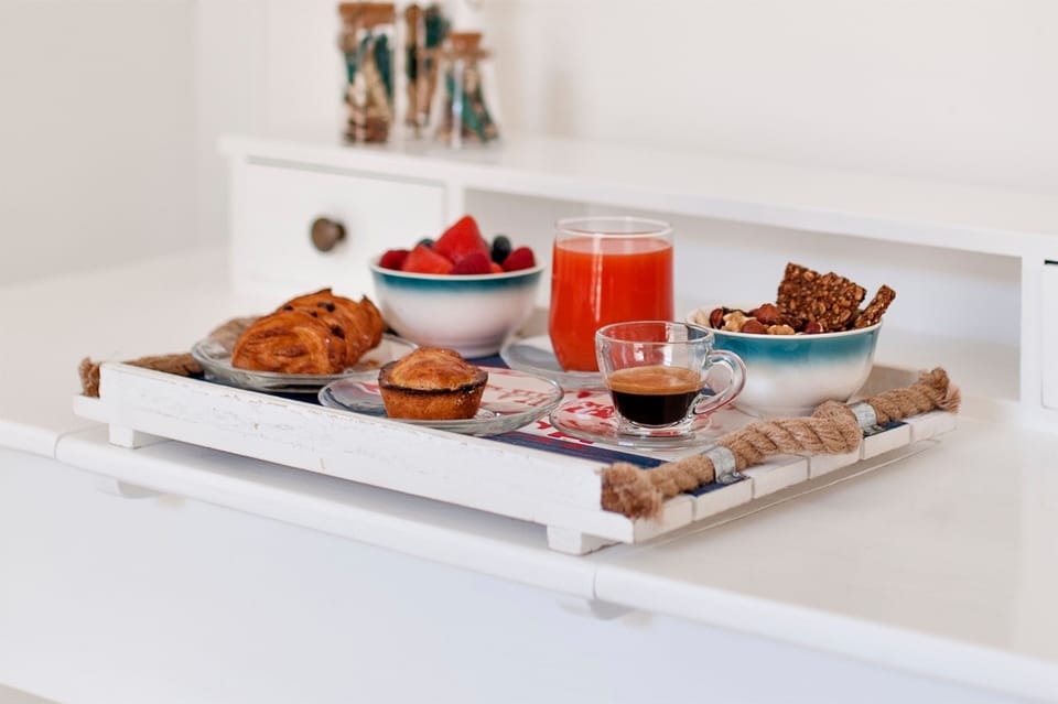 Daily cooked-to-order breakfast for a fee