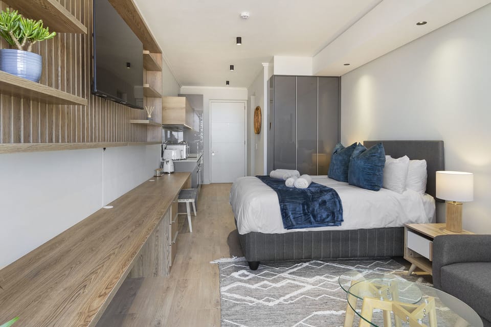 Apartment (0 Bedroom) | Interior