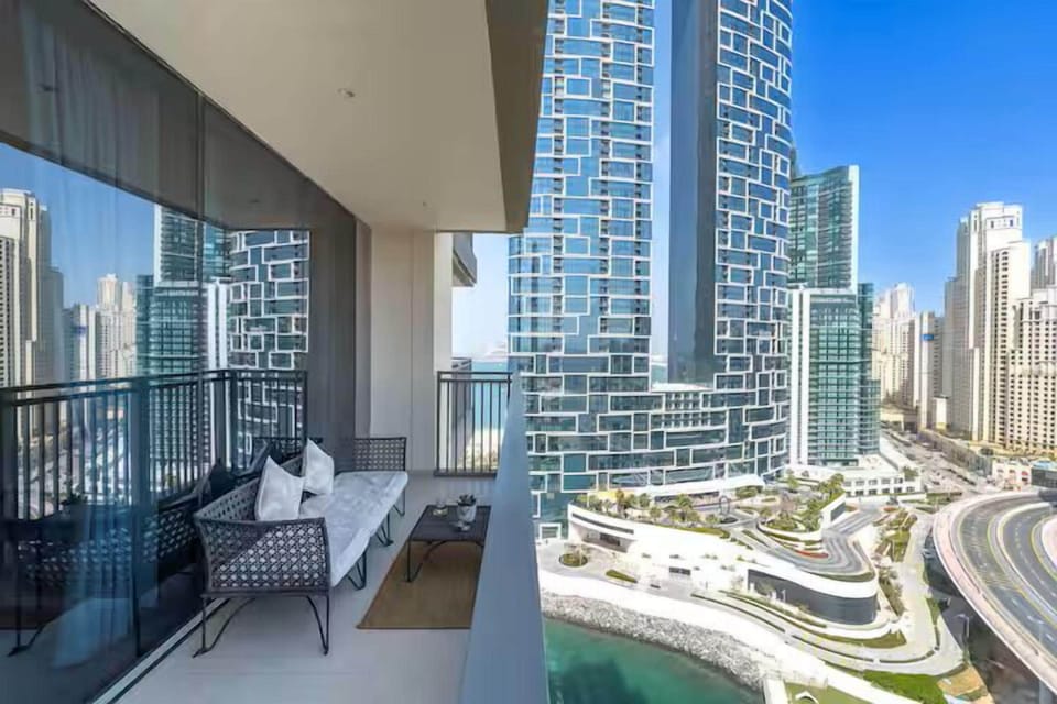 Elite Apartment | Balcony