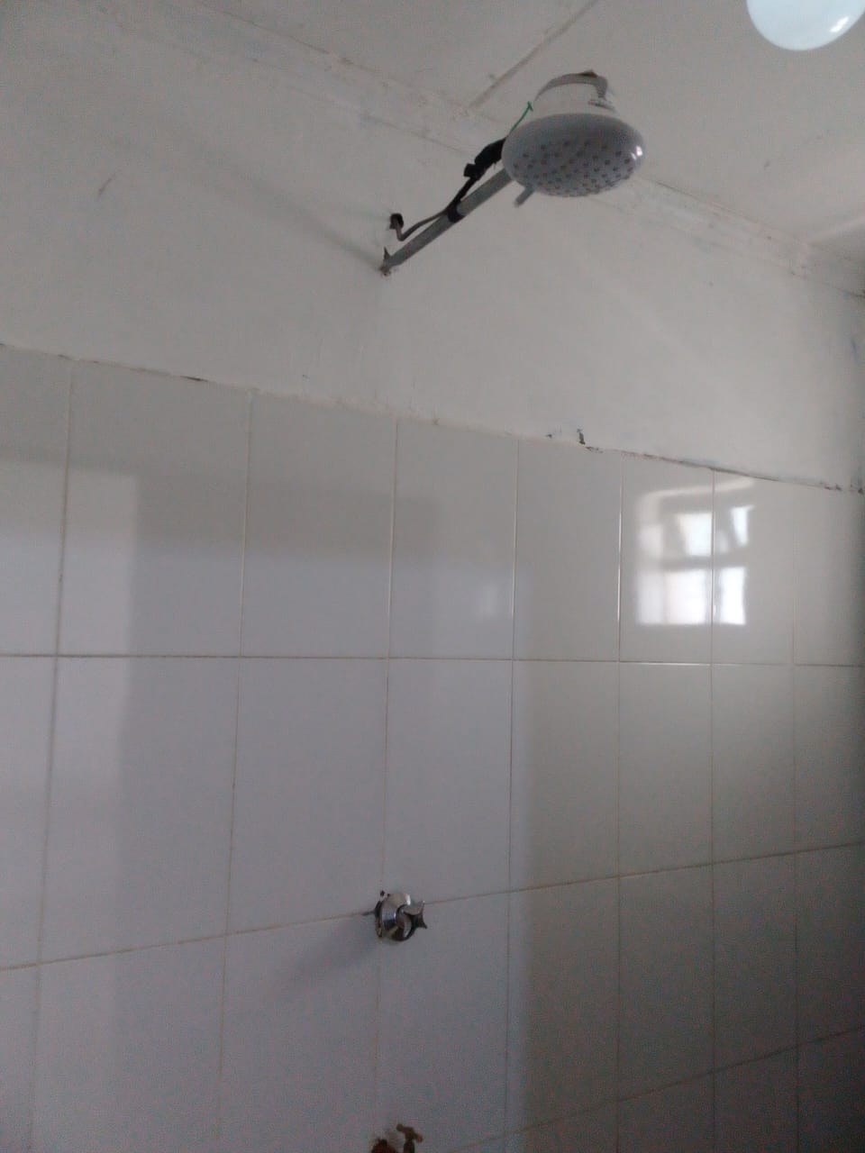 Standard Single Room | Bathroom