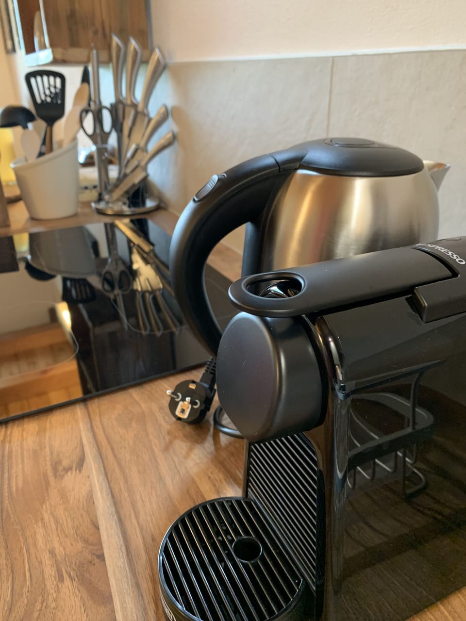 Luxury Suite, 2 Bedrooms | Private kitchen | Full-size fridge, oven, stovetop, dishwasher