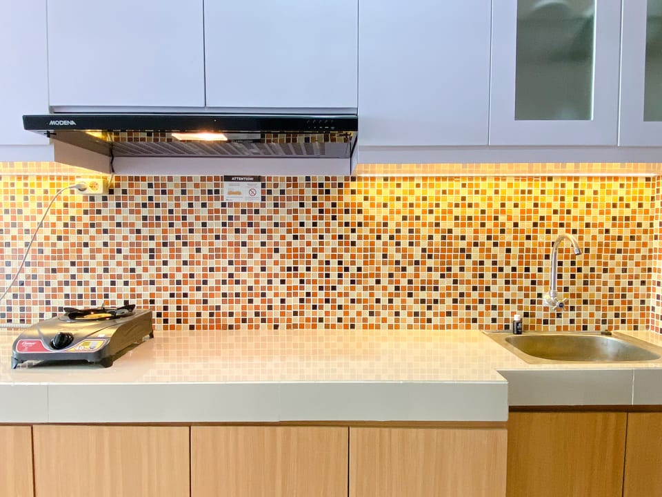 Studio | Private kitchen | Full-size fridge, stovetop