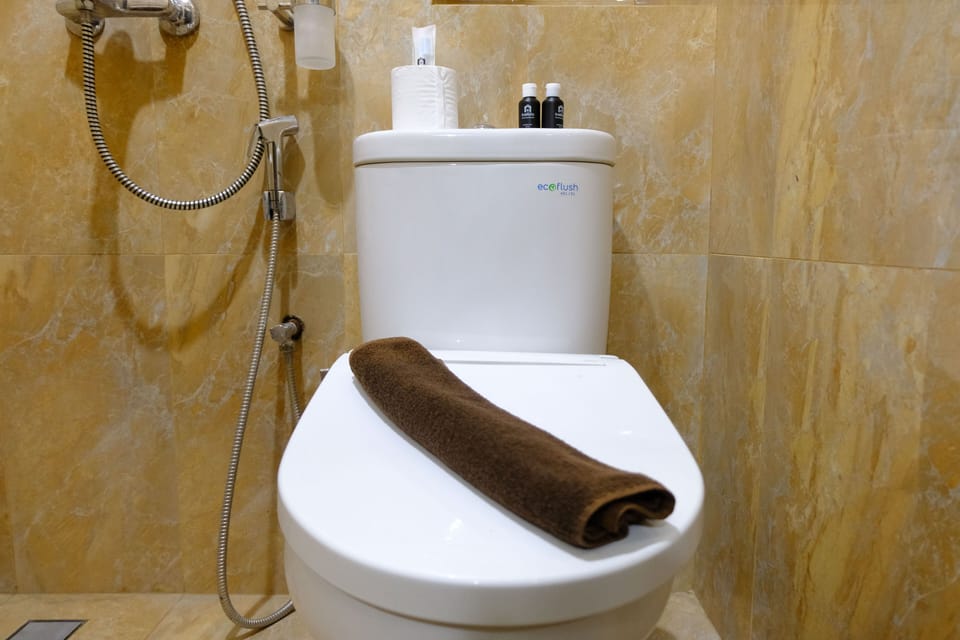 Apartment | Bathroom | Shower, towels