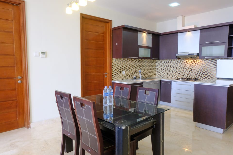 Apartment | Private kitchen | Full-size fridge, stovetop