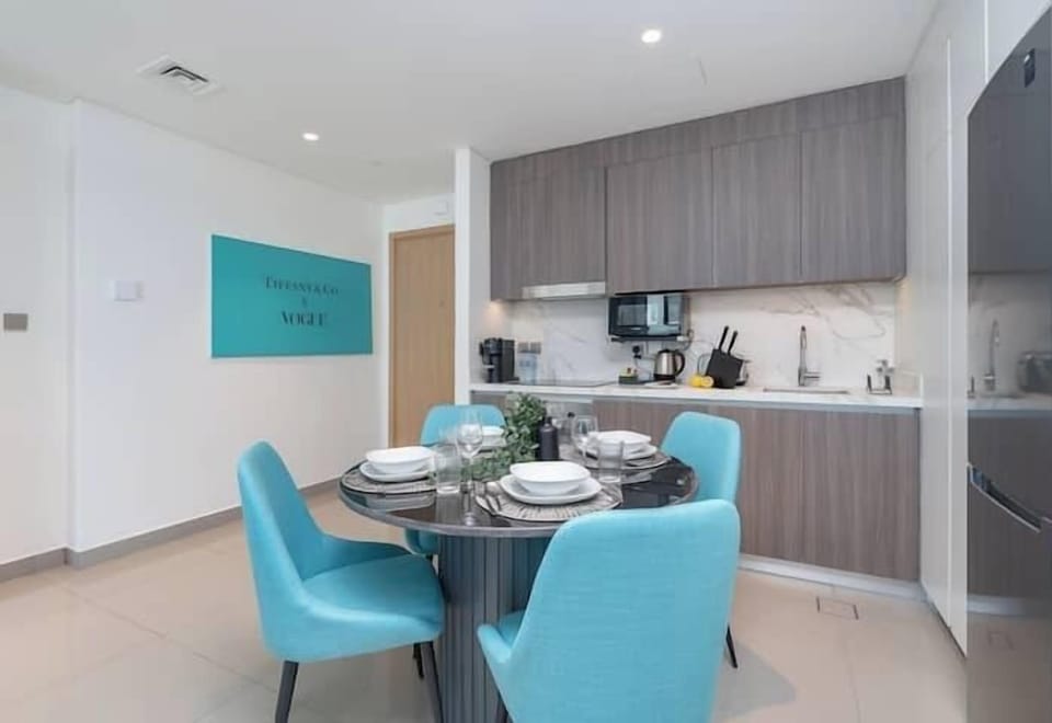 Luxury Apartment | In-room dining