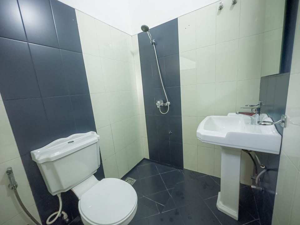 Omenco Hotel Nuwaraeliya Bed and Breakfast in Nuwara Eliya