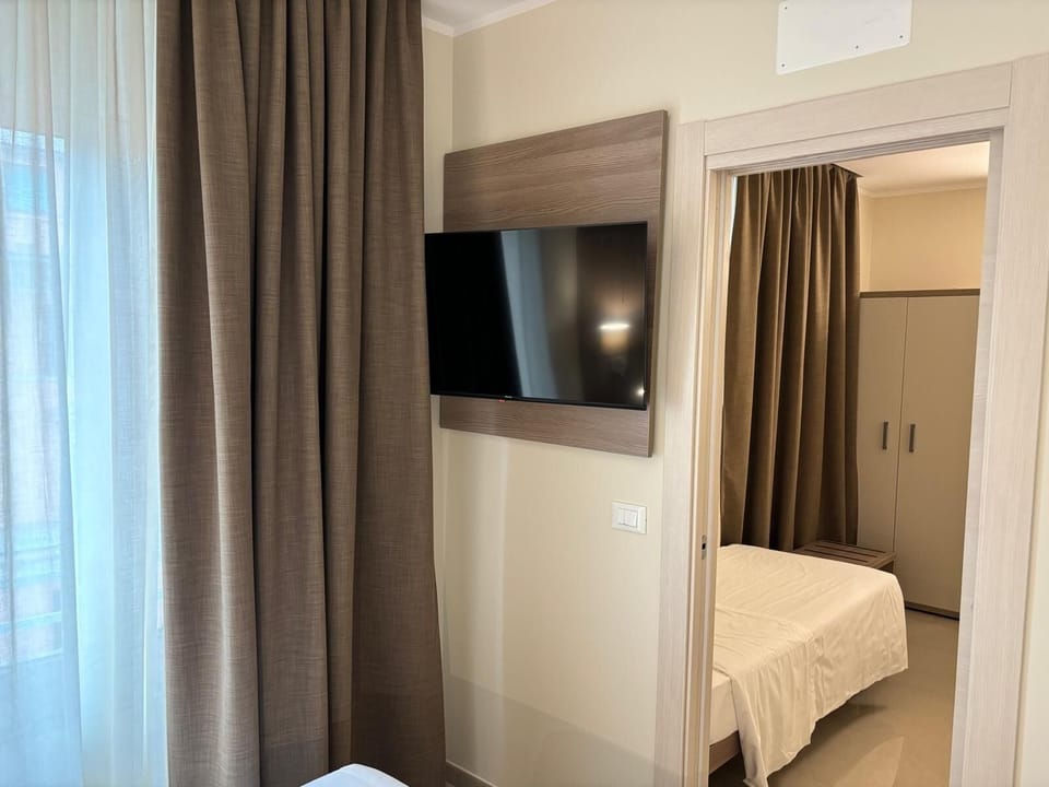Superior Quadruple Room | Premium bedding, down comforters, in-room safe, desk