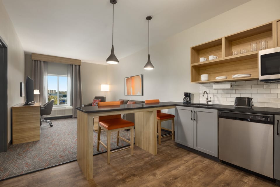 1 bedroom, desk, free WiFi, bed sheets