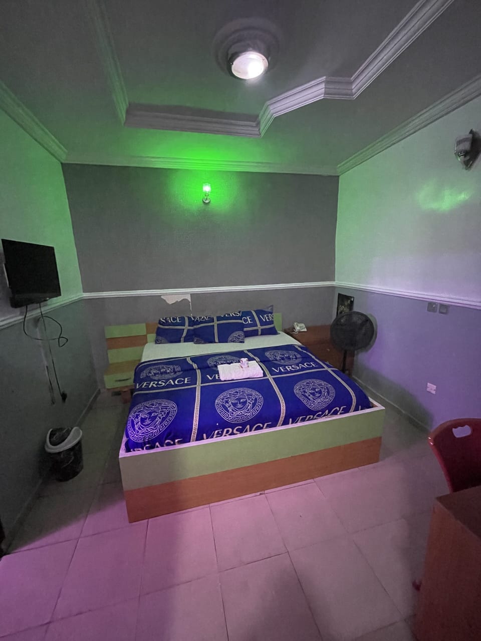 Comfort Room | 1 bedroom