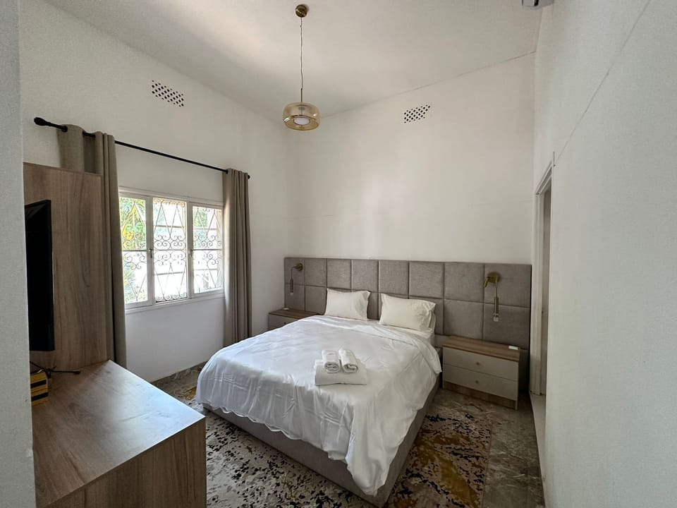 Luxury Suite | 1 bedroom, iron/ironing board (on request), WiFi (free)