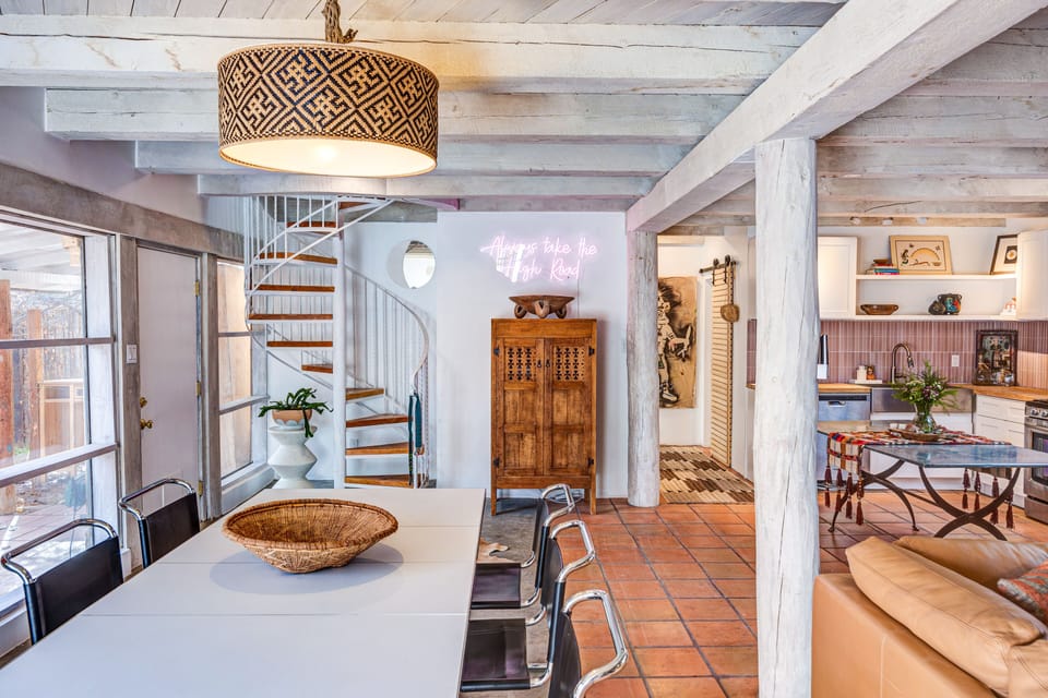 Design Loft, 2 Bedrooms, Balcony, City View | Living area | Flat-screen TV