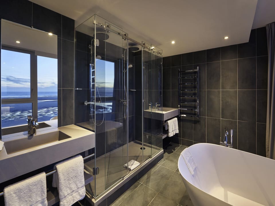 Free minibar items, in-room safe, desk, blackout drapes