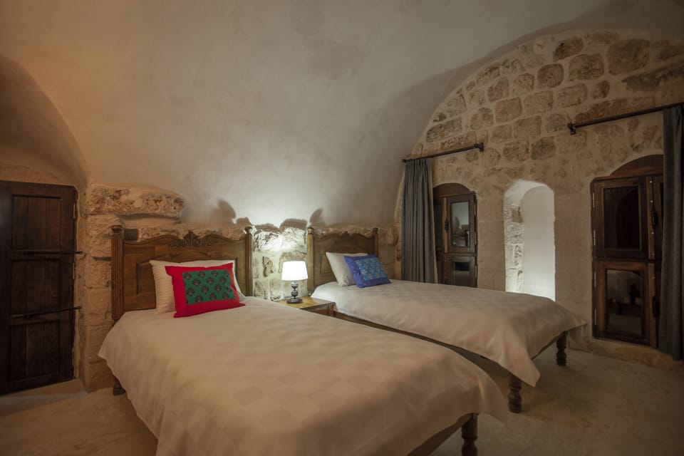 Comfort Twin Room, 2 Twin Beds | Desk, laptop workspace, free WiFi, bed sheets