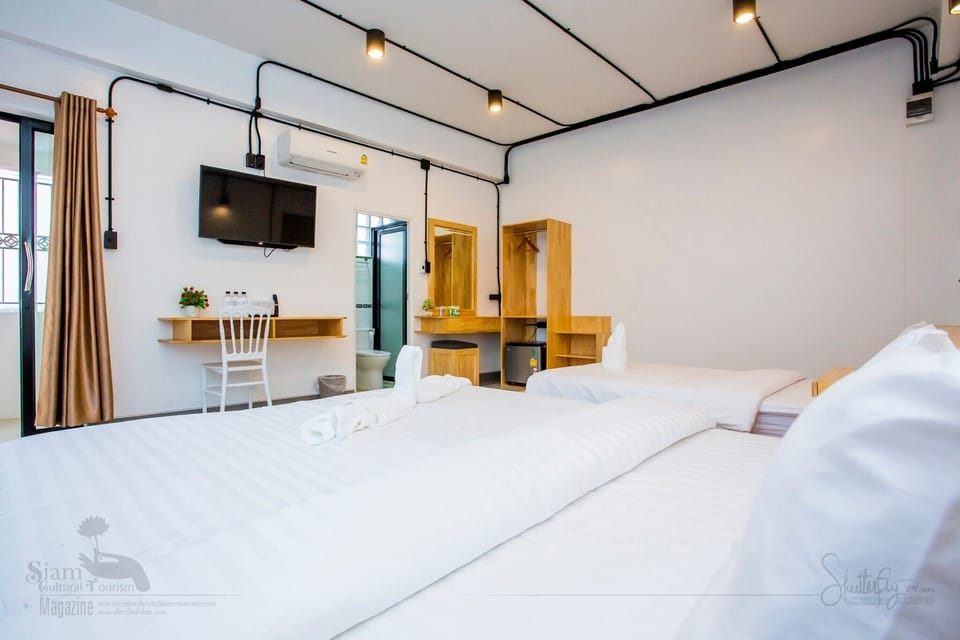 Deluxe Double or Twin Room | Free WiFi