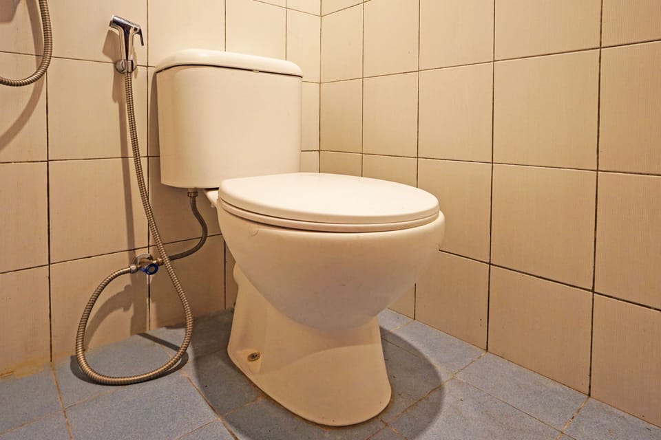 Shower, rainfall showerhead, towels