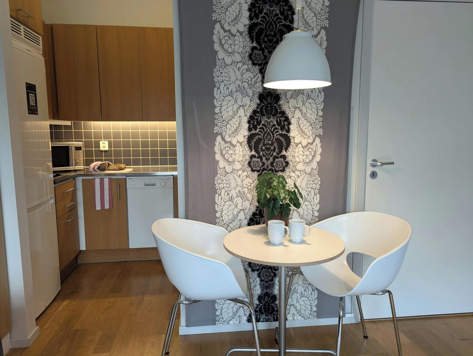 Apartment, 1 Bedroom | In-room dining