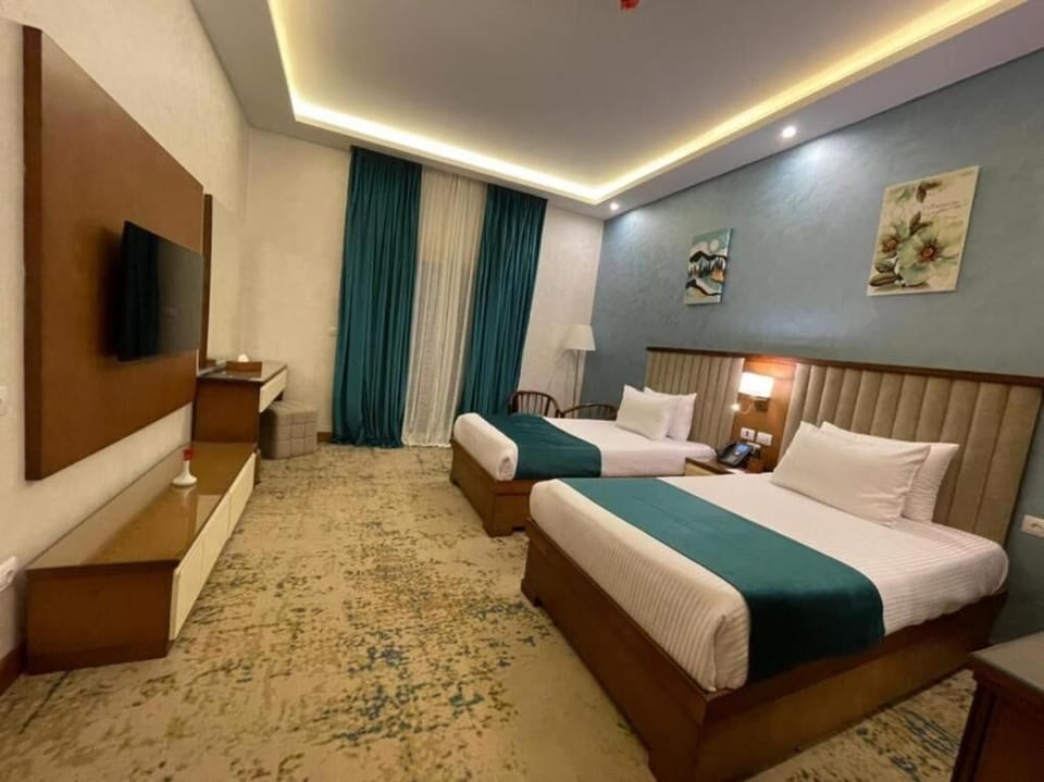Deluxe Twin Room | Free WiFi