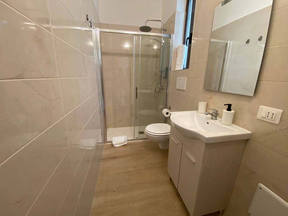 Comfort Apartment | Bathroom | Hair dryer