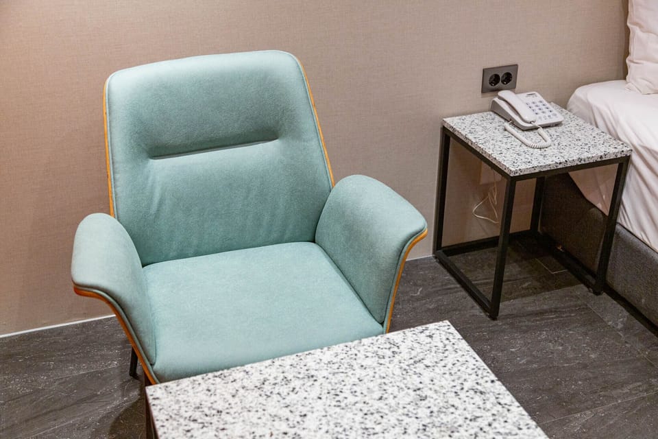 Deluxe Room | Individually decorated, individually furnished, free WiFi, bed sheets