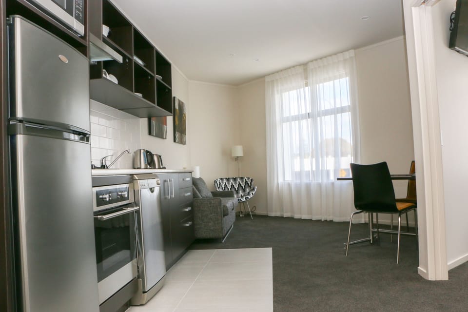 One Bedroom Apartment | Private kitchenette | Fridge, microwave, stovetop, coffee/tea maker
