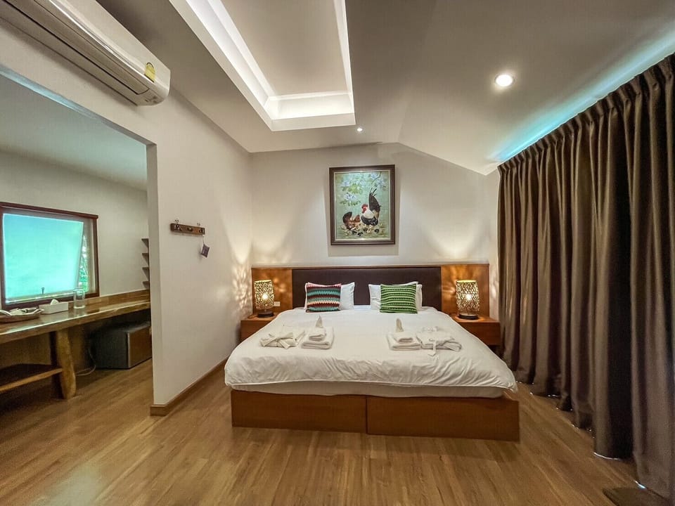 Double Room | Desk, blackout drapes, soundproofing, free WiFi