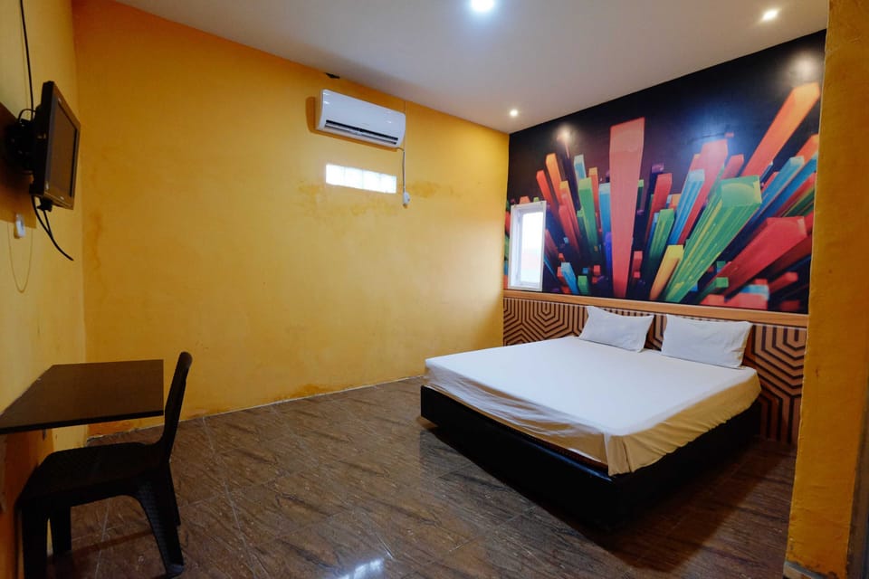 Standard Double Room | Laptop workspace, WiFi (free), bed sheets