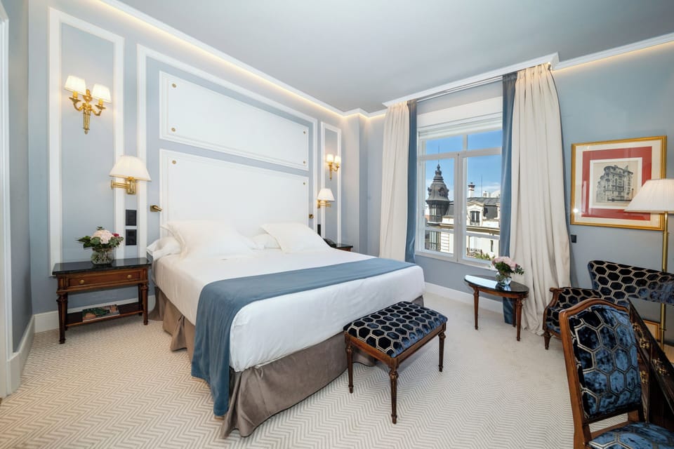 Superior Room, City View | Premium bedding, minibar, in-room safe, individually decorated