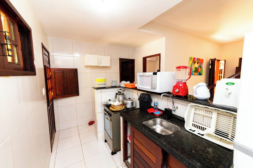Chalet, 3 Bedrooms | Private kitchen | Fridge, microwave, oven, blender