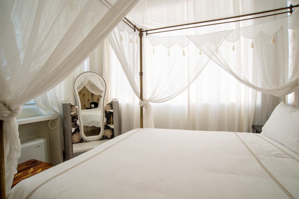 Deluxe Double Room | Egyptian cotton sheets, premium bedding, down comforters