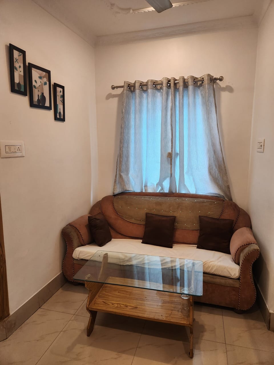 Deluxe Room | Living area