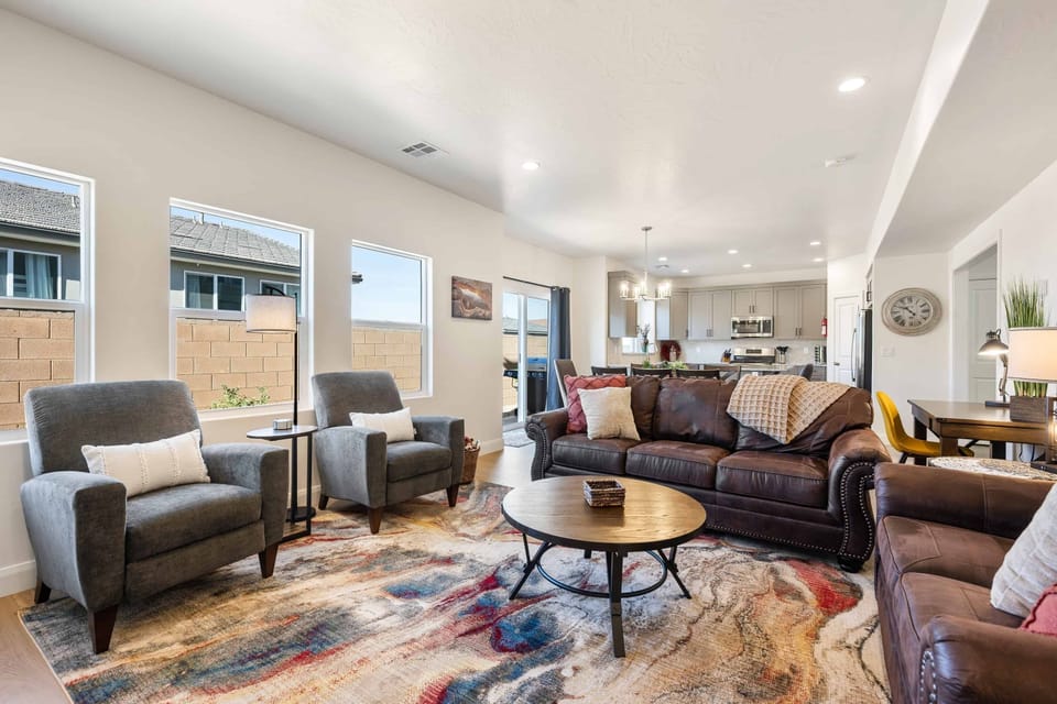 House, 4 Bedrooms | Interior