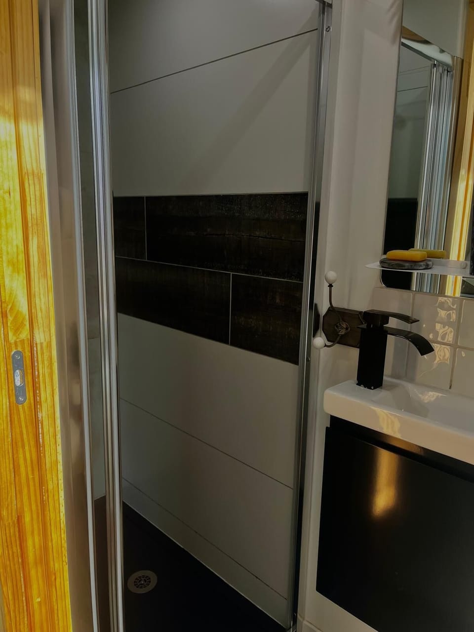 Comfort Double Room | Bathroom