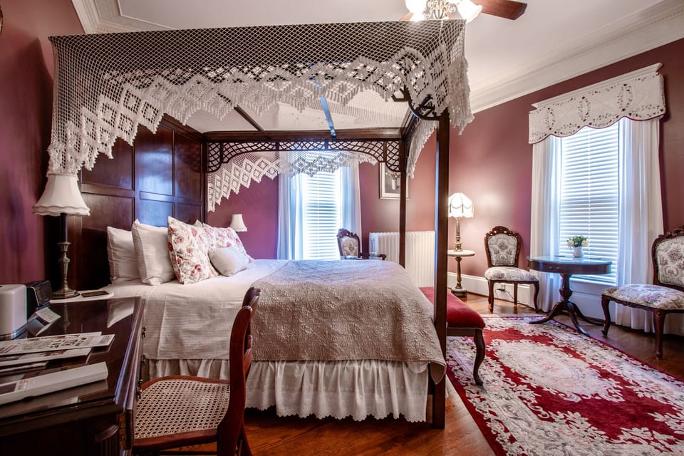 Anne Single Queen | Individually decorated, individually furnished, desk, laptop workspace