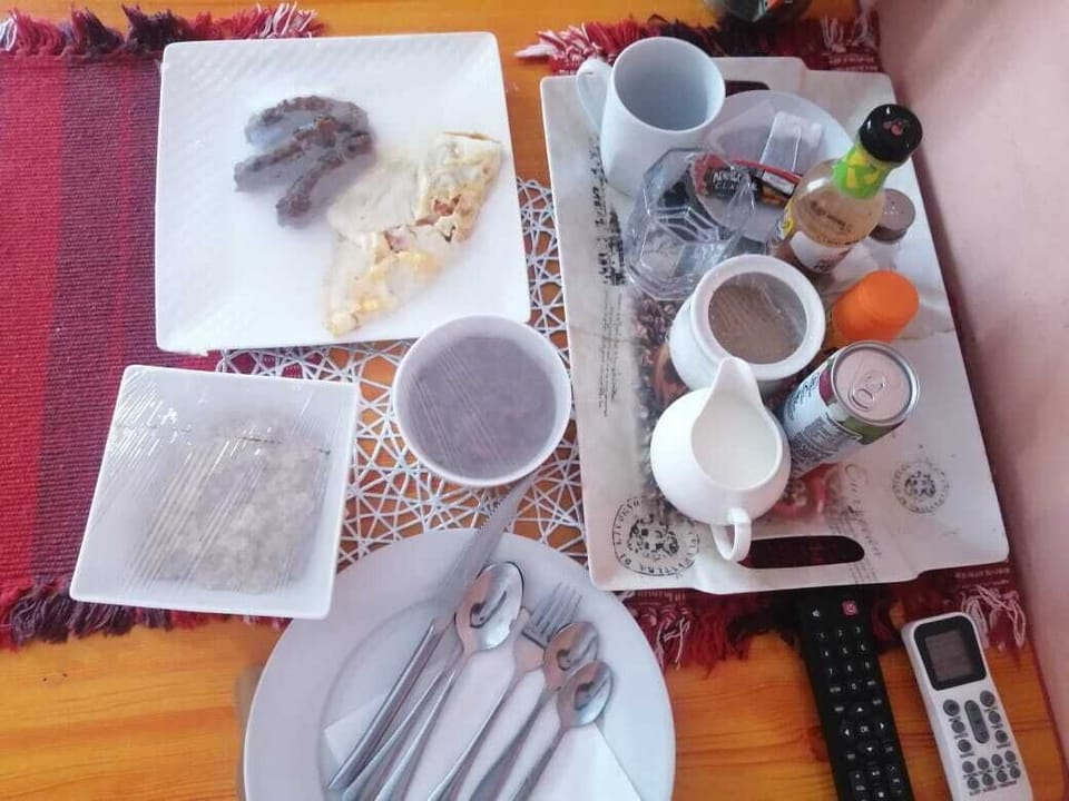 Daily full breakfast for a fee
