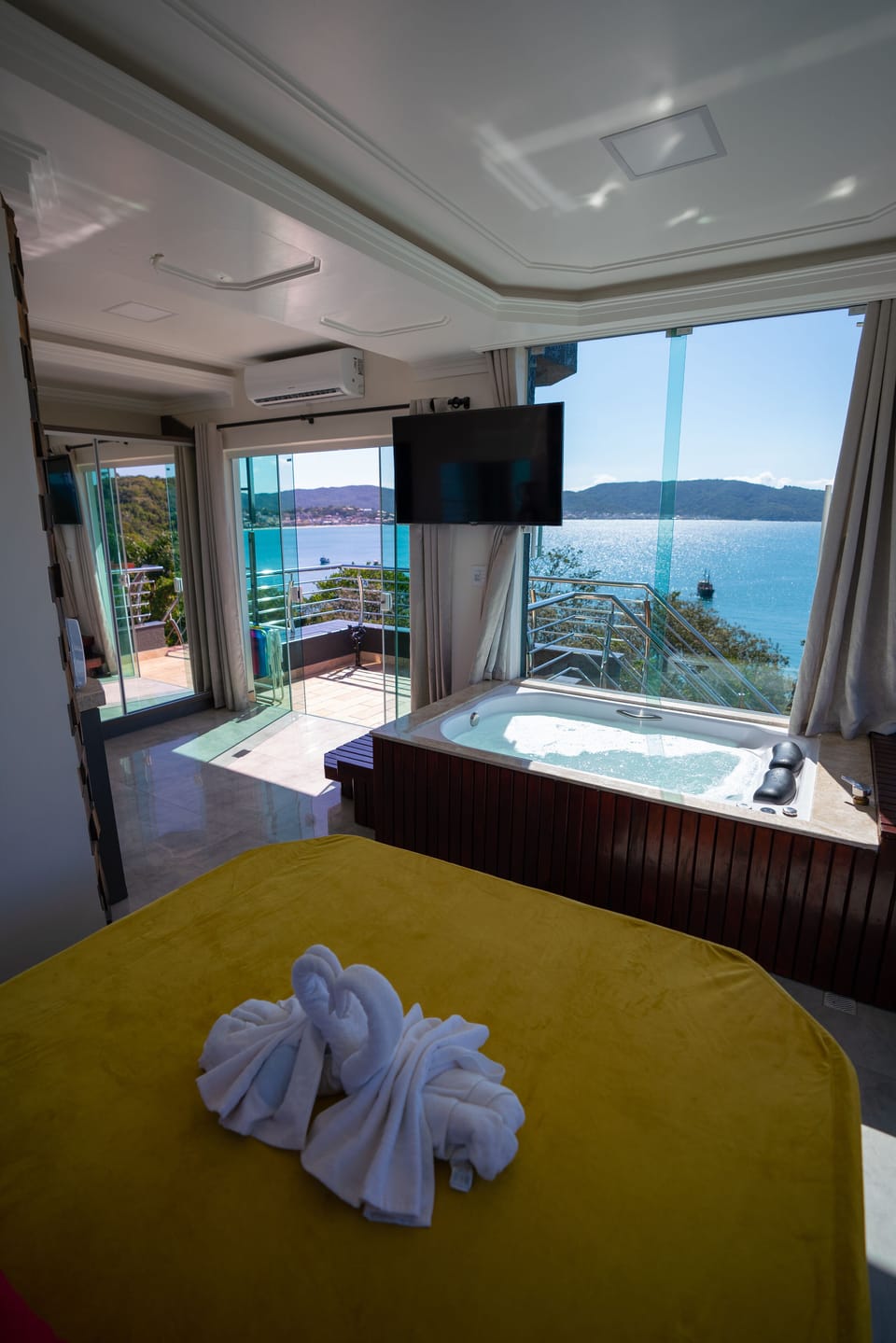Suite Presidencial | Individually furnished, iron/ironing board, free WiFi