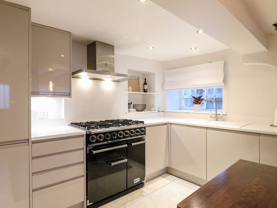 Cottage | Interior