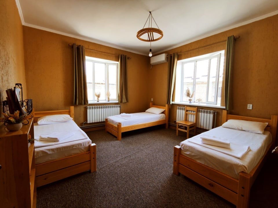 Triple Room | Desk, blackout drapes, soundproofing, iron/ironing board